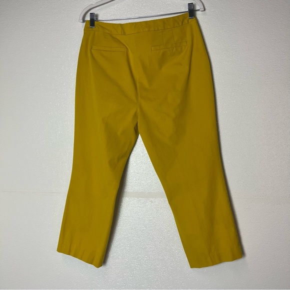 Alfani Yellow Gold Capri Pants Size 10 - Picture 11 of 17